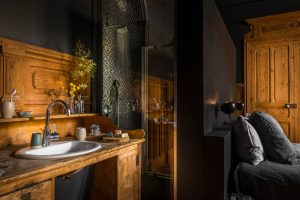 Vue salle de bain de la Chambre Alcove - Chambres d'hôtes le Secret Ile de Ré